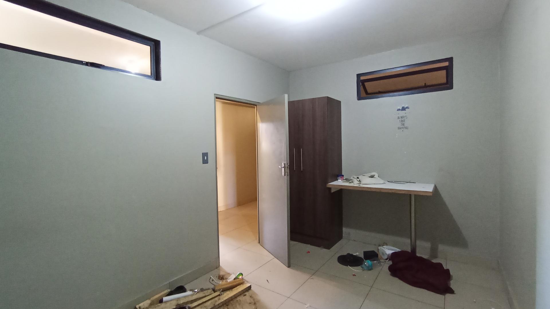 Bed Room 1 - 15 square meters of property in Arcadia