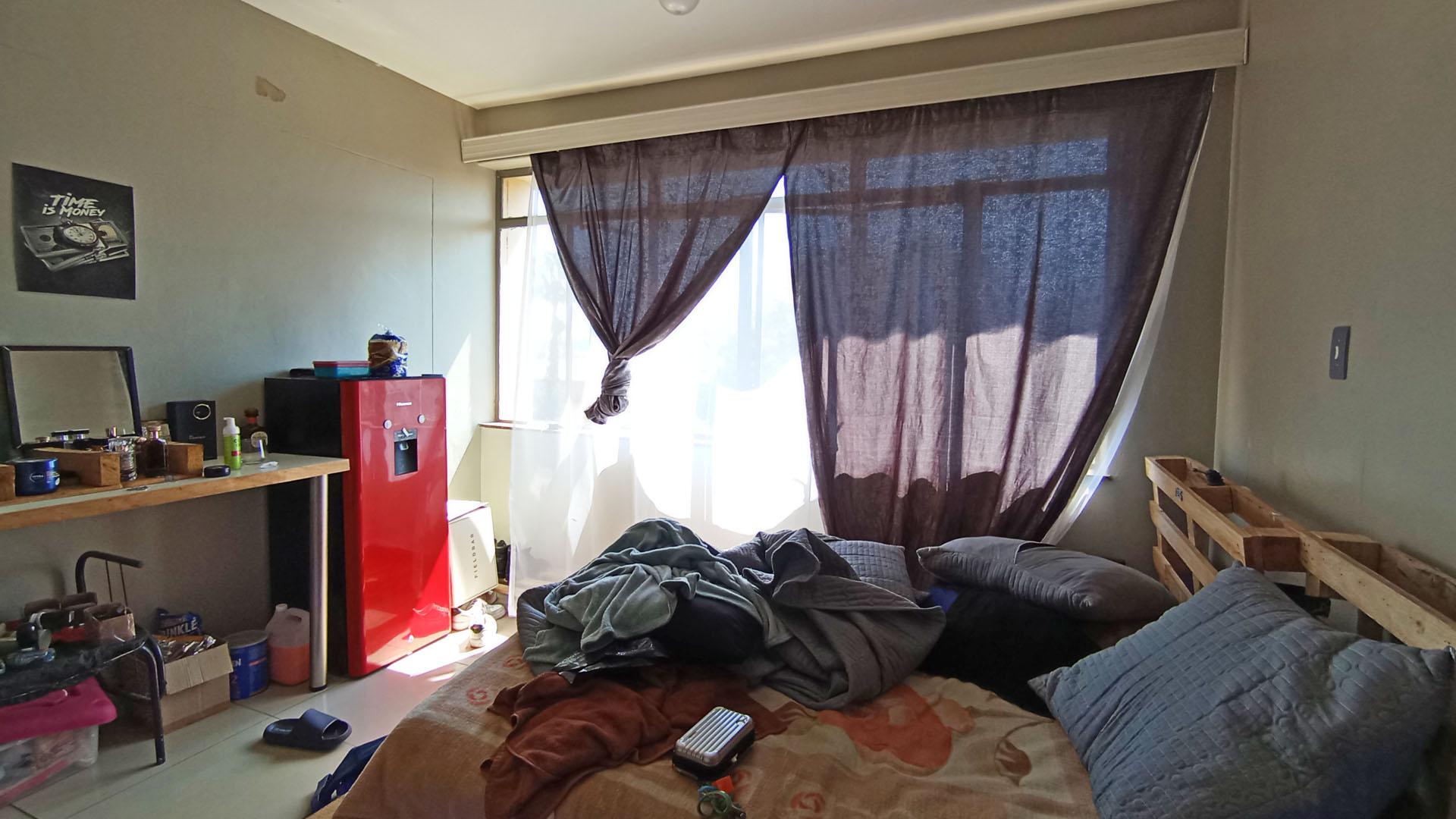 Bed Room 2 - 17 square meters of property in Arcadia