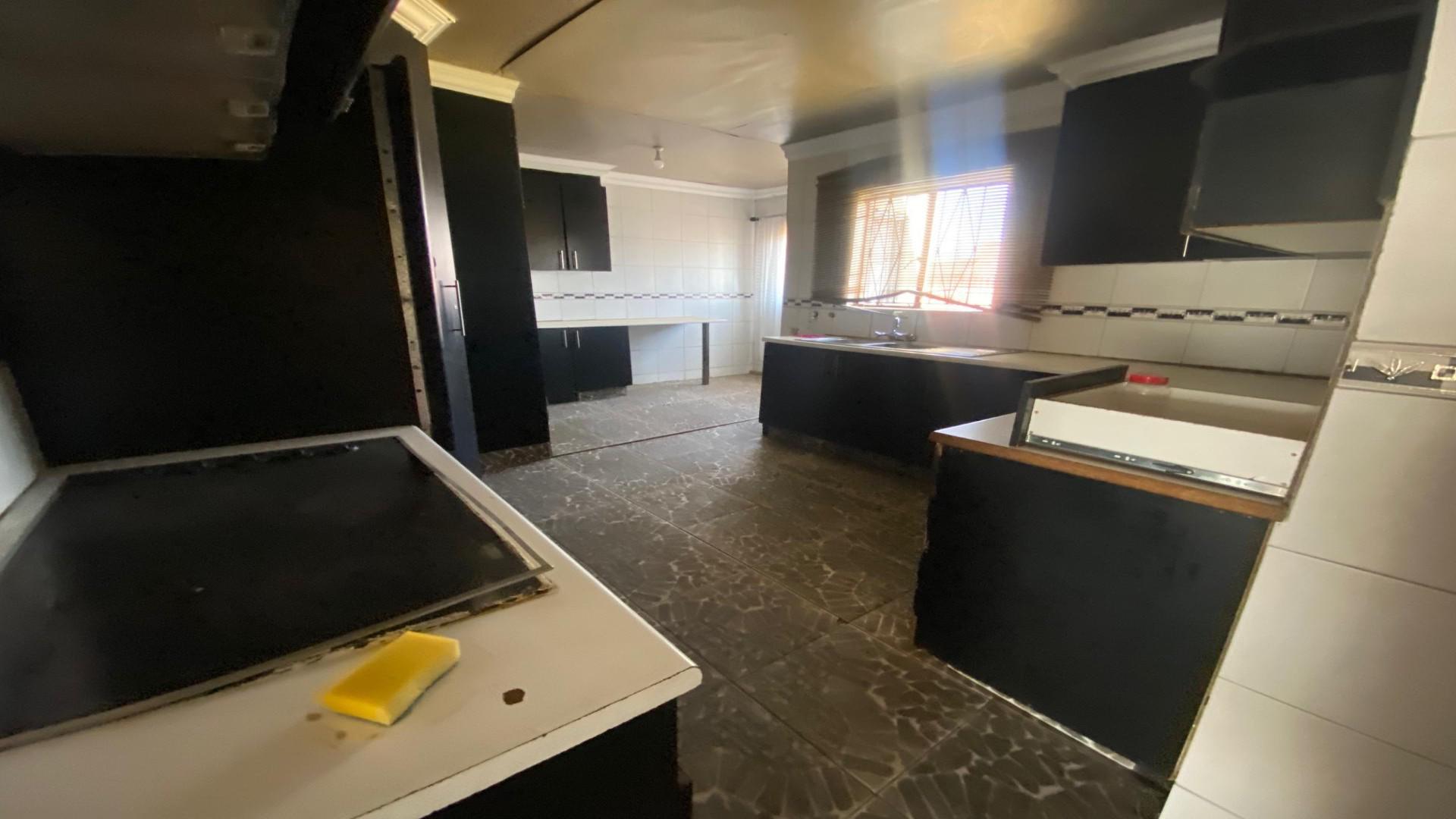Kitchen of property in Geluksdal
