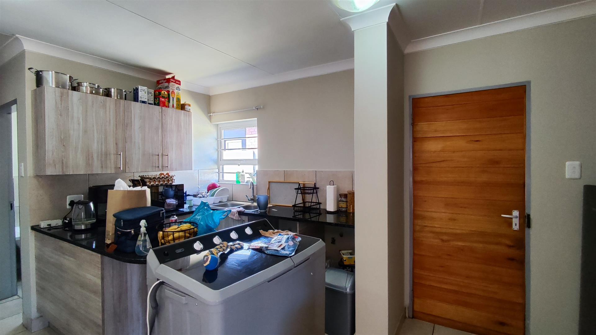 Kitchen - 10 square meters of property in Parkdene (JHB)