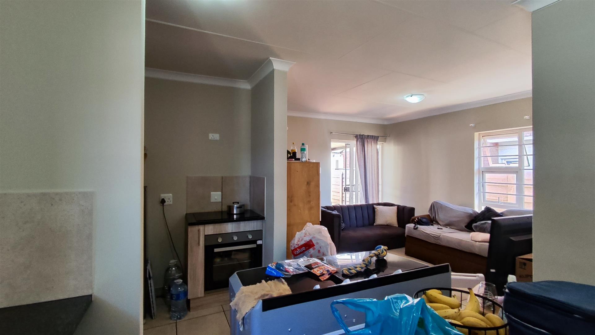 Kitchen - 10 square meters of property in Parkdene (JHB)