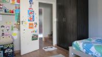 Bed Room 1 - 14 square meters of property in Vandia Grove