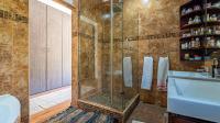 Main Bathroom - 9 square meters of property in Vandia Grove