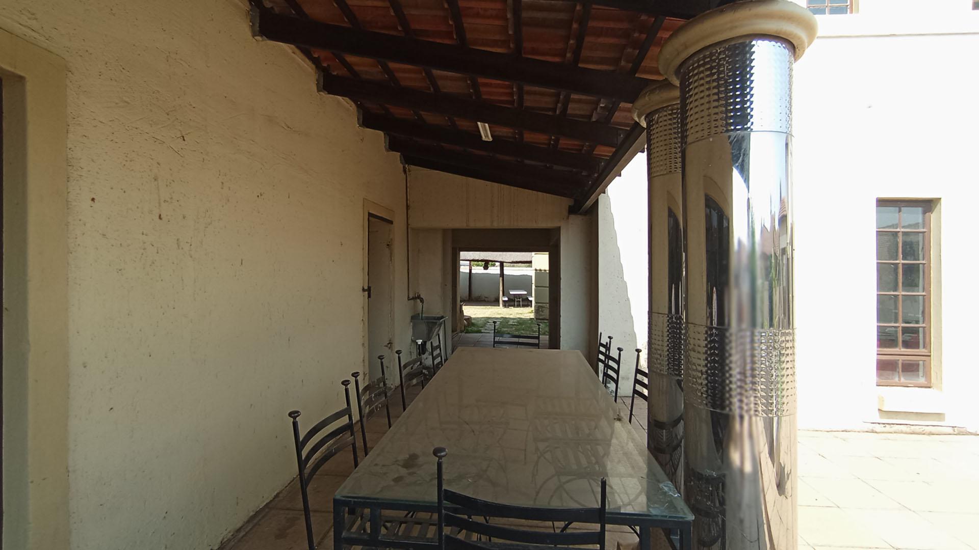 Backyard of property in Versterpark