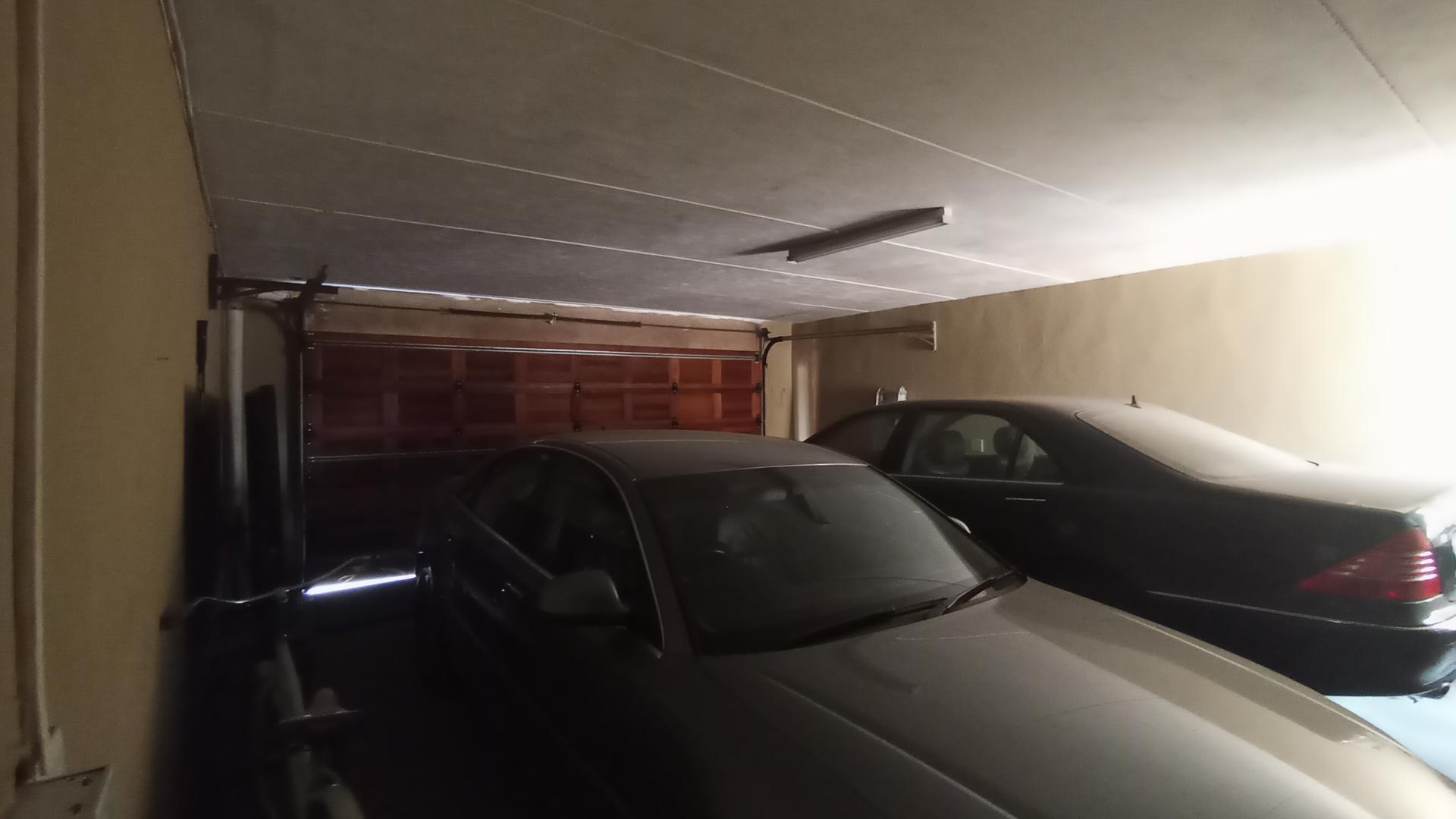 Garage - 125 square meters of property in Versterpark