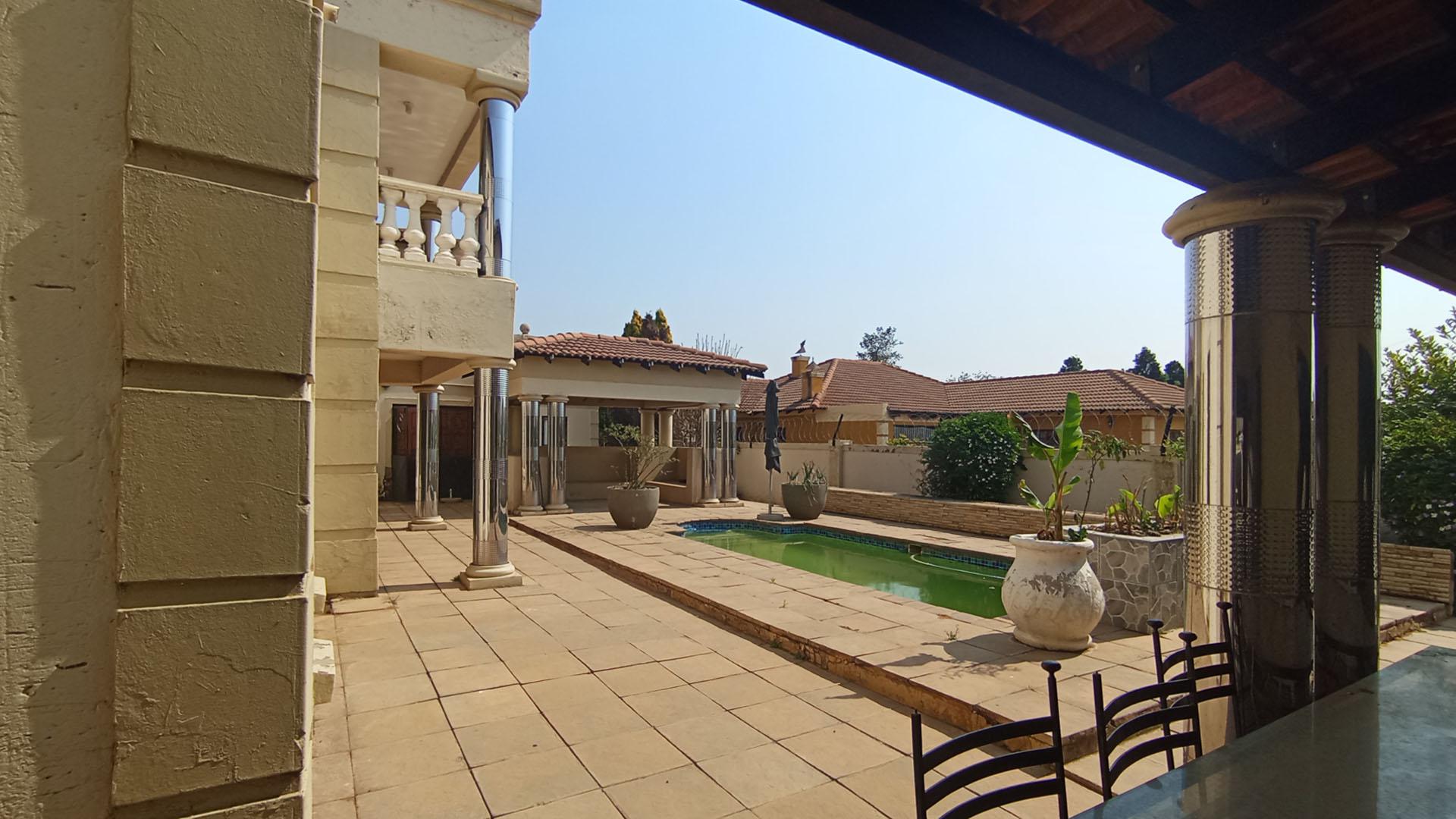 Backyard of property in Versterpark