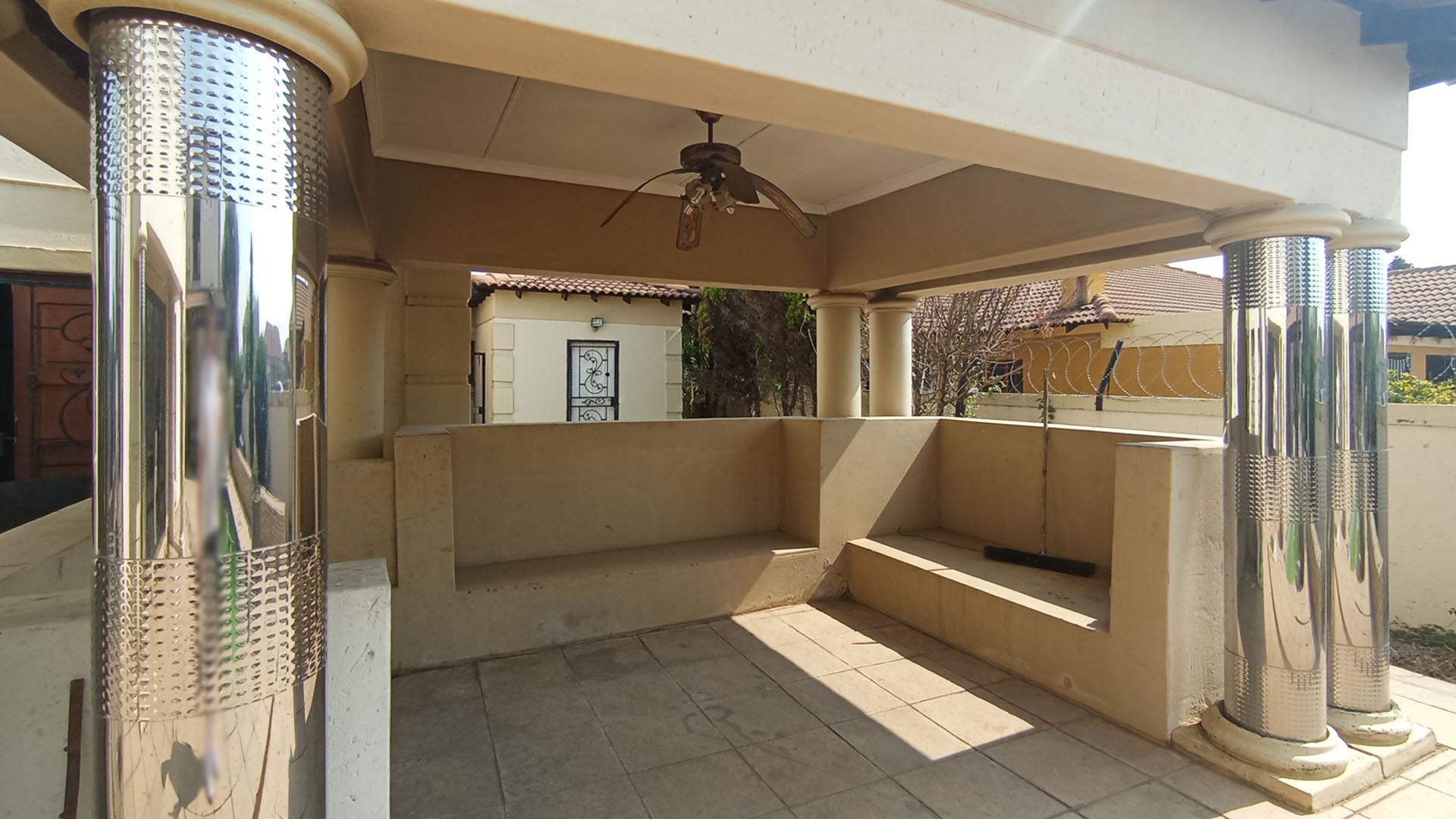 Entertainment - 36 square meters of property in Versterpark