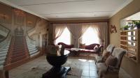 Lounges - 165 square meters of property in Versterpark
