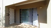 Patio - 7 square meters of property in Willowbrook