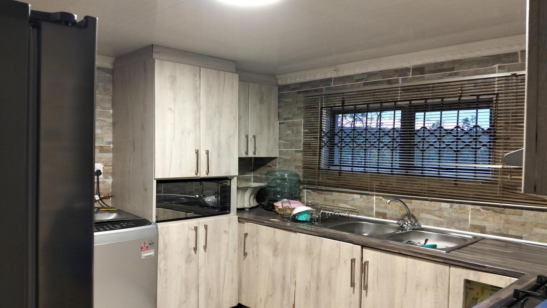 Kitchen of property in Mdantsane