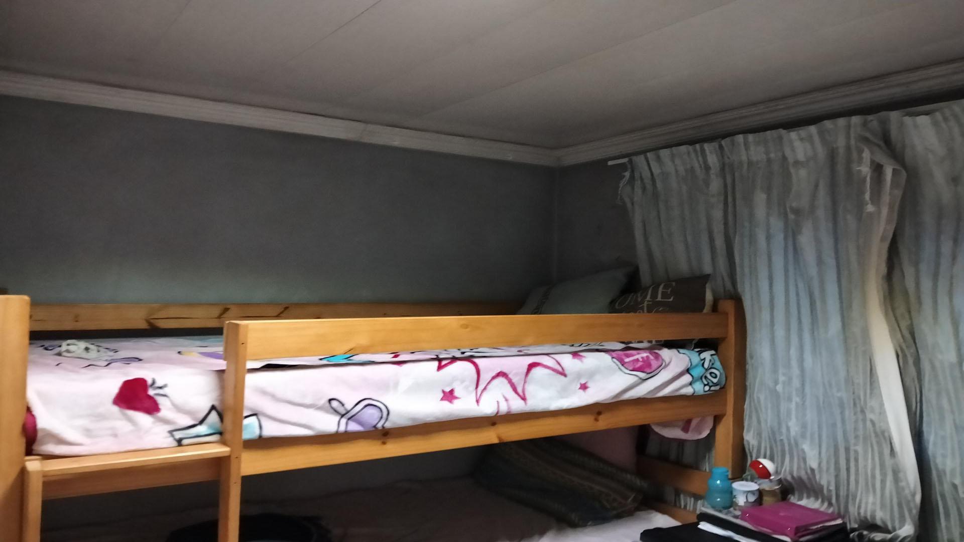 Bed Room 1 of property in Mdantsane