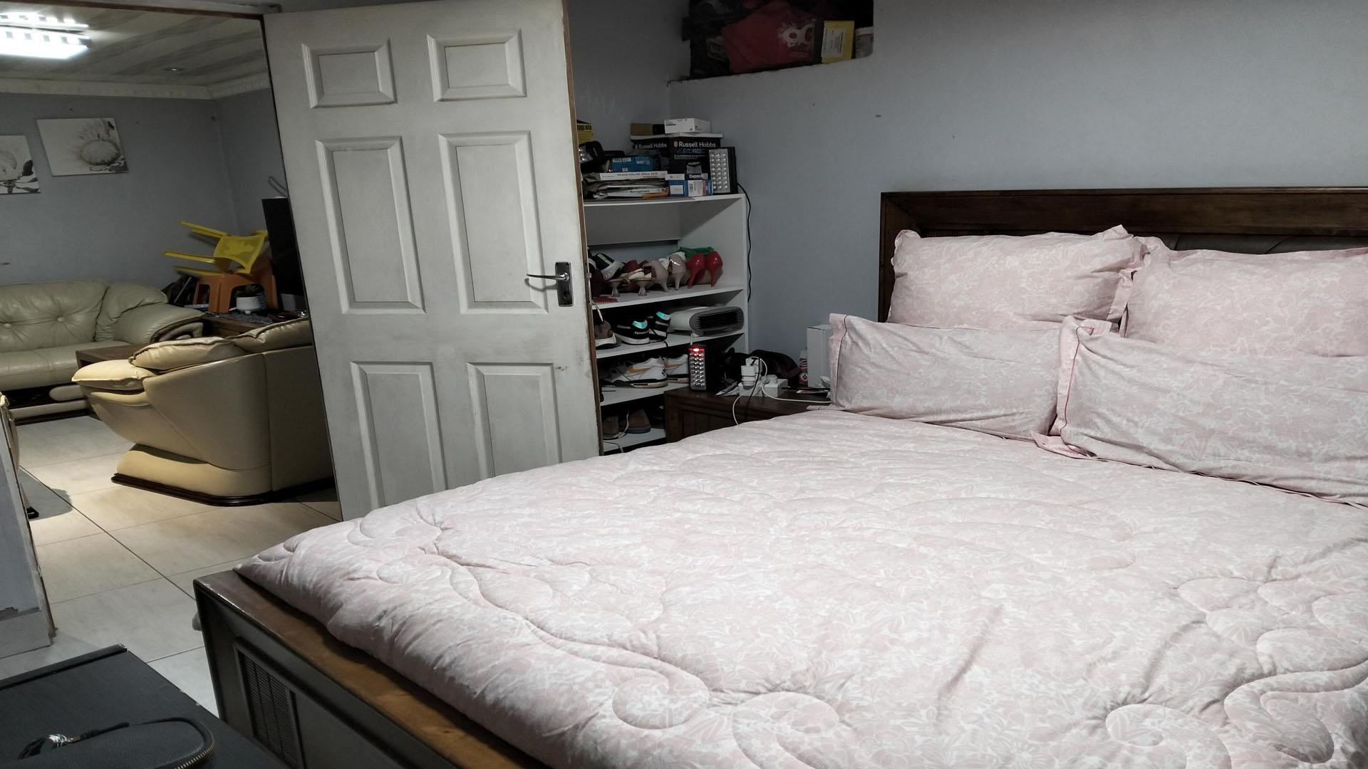 Main Bedroom of property in Mdantsane