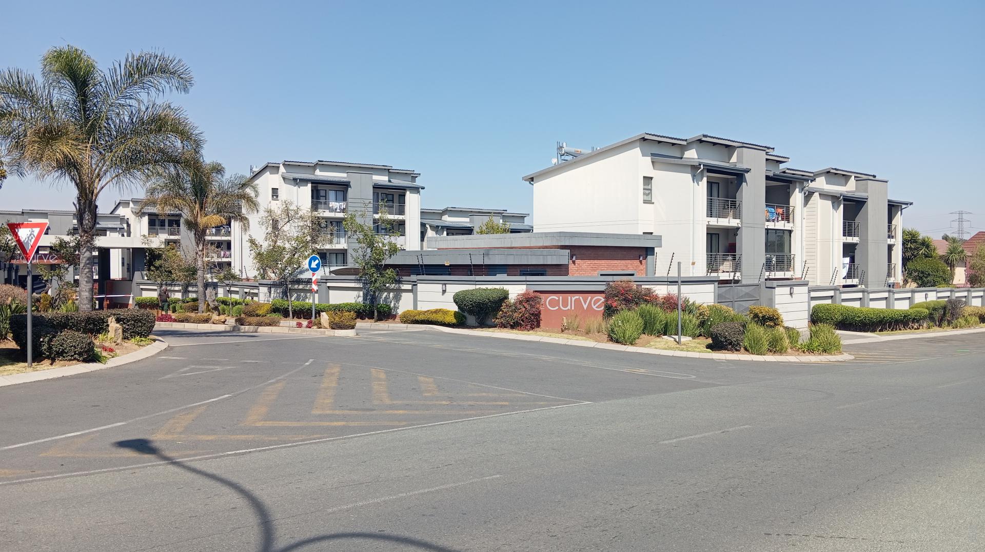 Front View of property in Sebenza