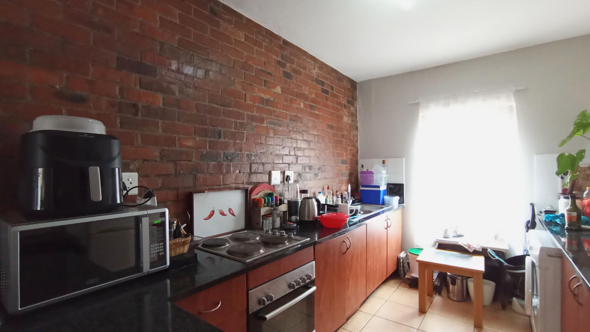Kitchen - 11 square meters of property in Auckland Park