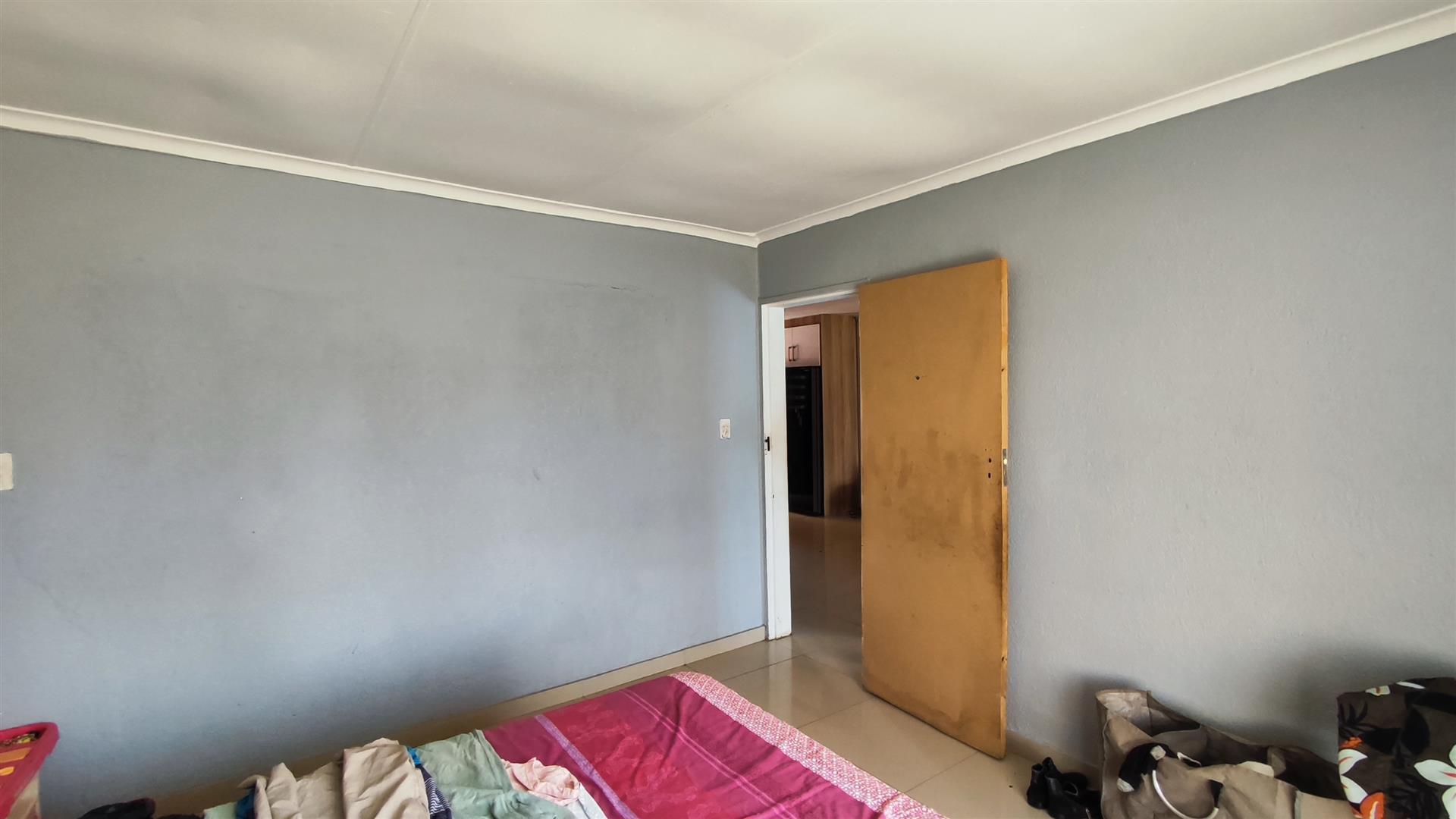 Bed Room 2 - 14 square meters of property in Brakpan