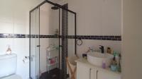 Main Bathroom - 6 square meters of property in Montana
