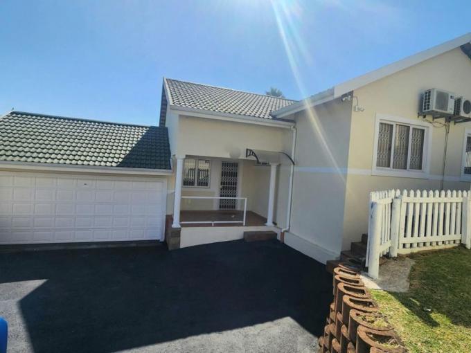3 Bedroom Sectional Title for Sale For Sale in Mount Edgecombe  - MR688431
