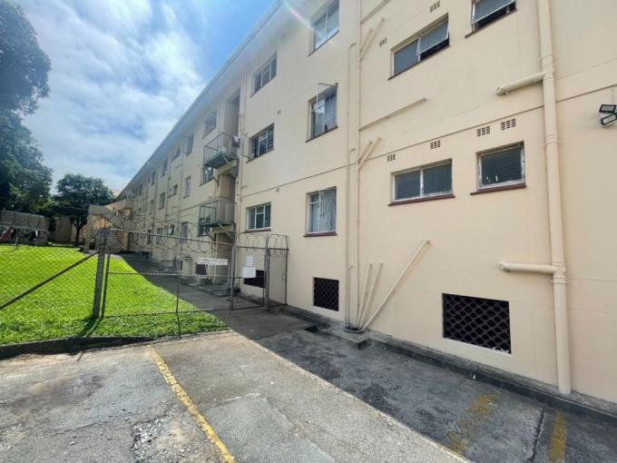 3 Bedroom Apartment for Sale For Sale in Southernwood - MR688463
