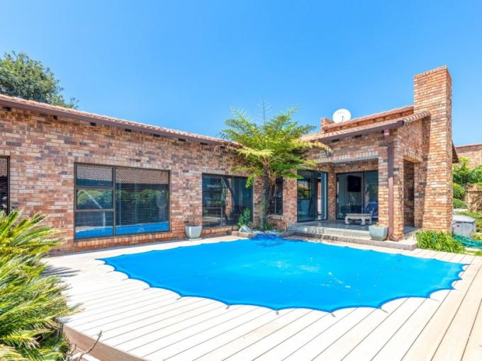 3 Bedroom House for Sale For Sale in Randpark Ridge - MR688495