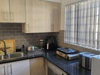  of property in Glenvista