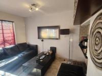  of property in Glenvista