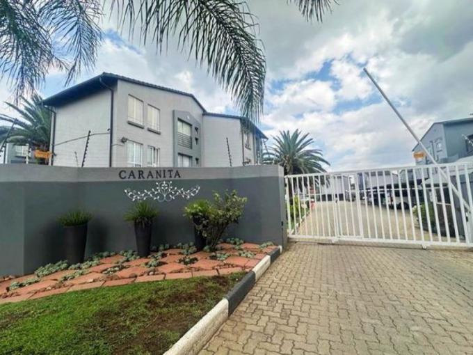 1 Bedroom Apartment for Sale For Sale in Verwoerdpark - MR688499