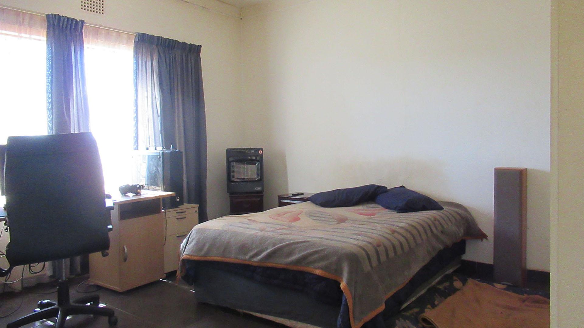 Bed Room 2 - 16 square meters of property in Wolfelea AH