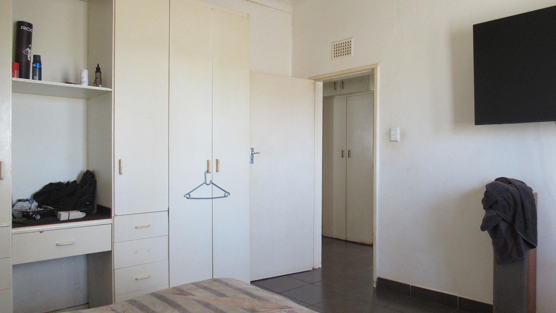 Bed Room 2 - 16 square meters of property in Wolfelea AH