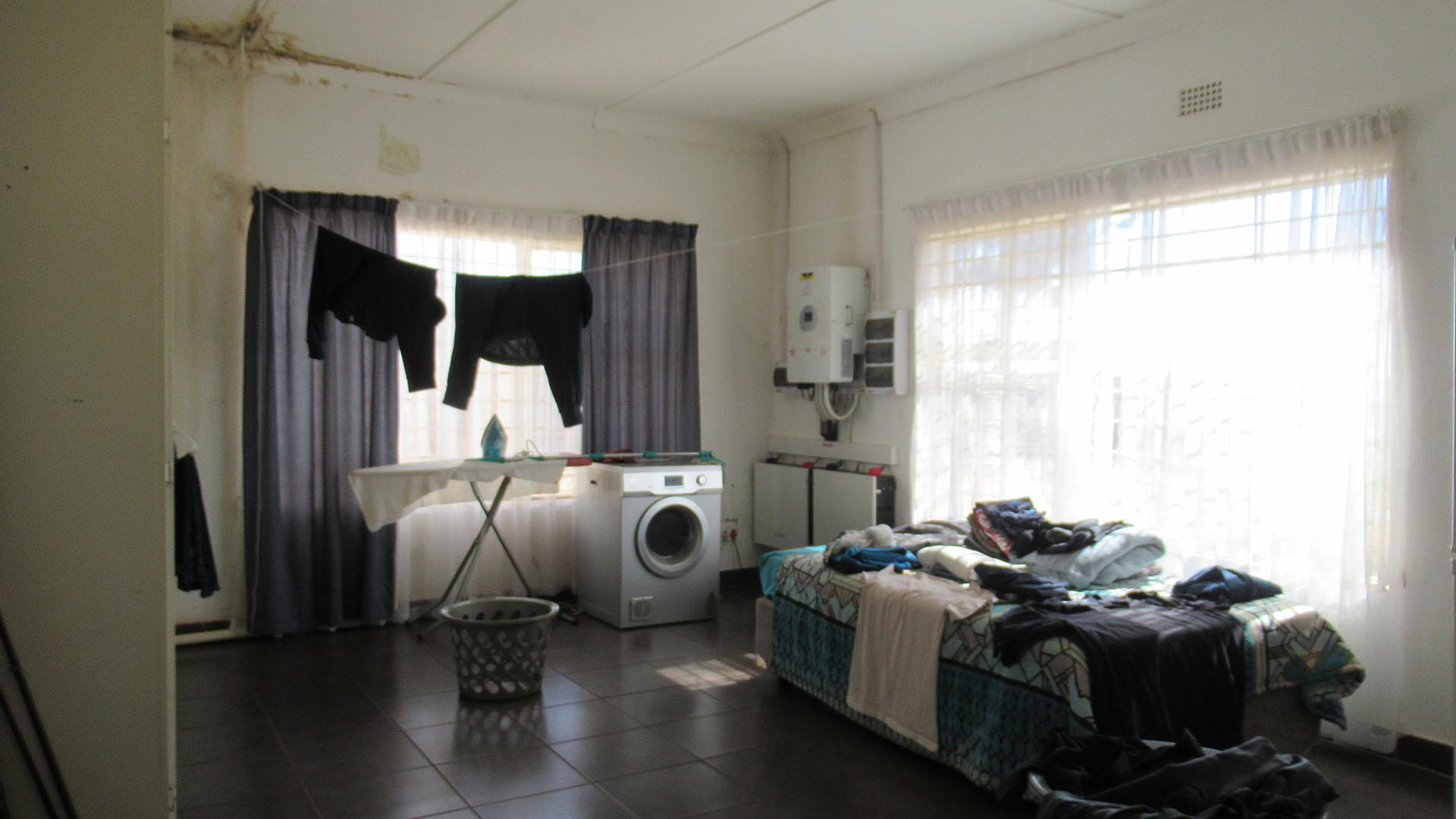 Bed Room 3 - 23 square meters of property in Wolfelea AH