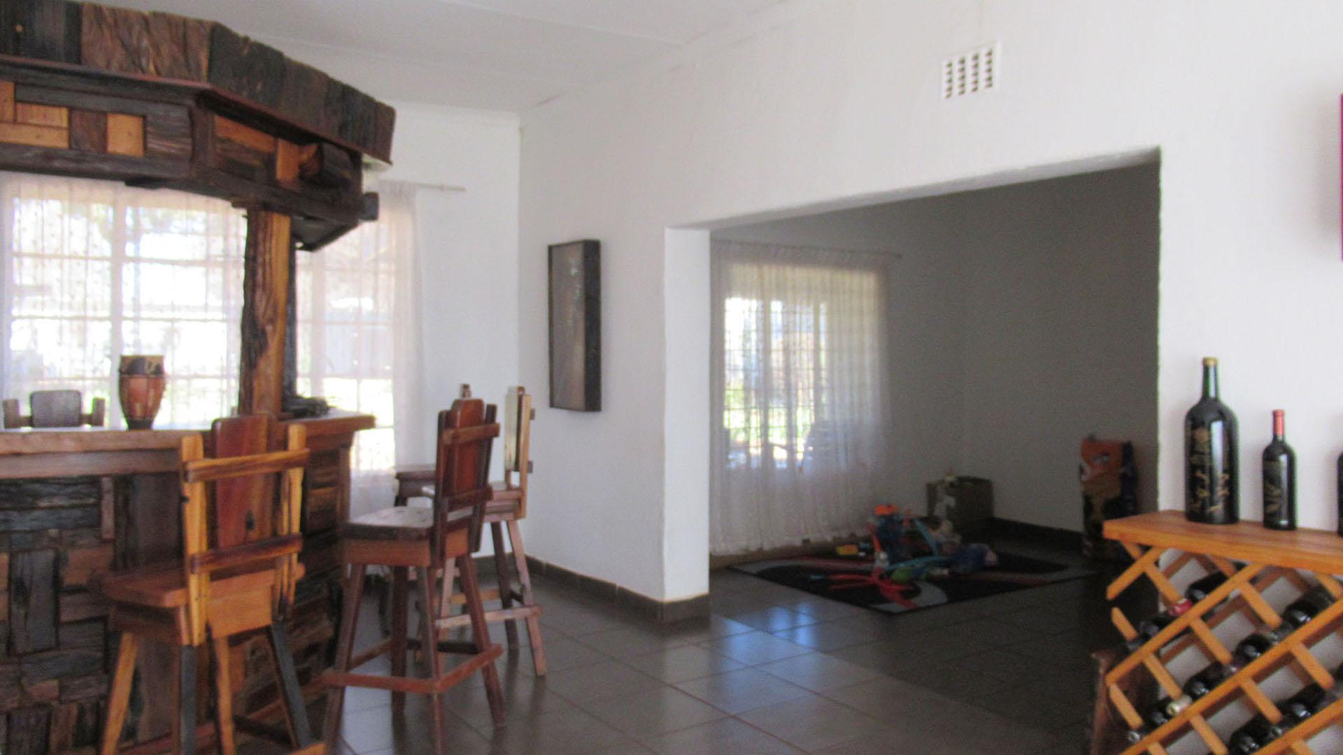 Entertainment - 49 square meters of property in Wolfelea AH