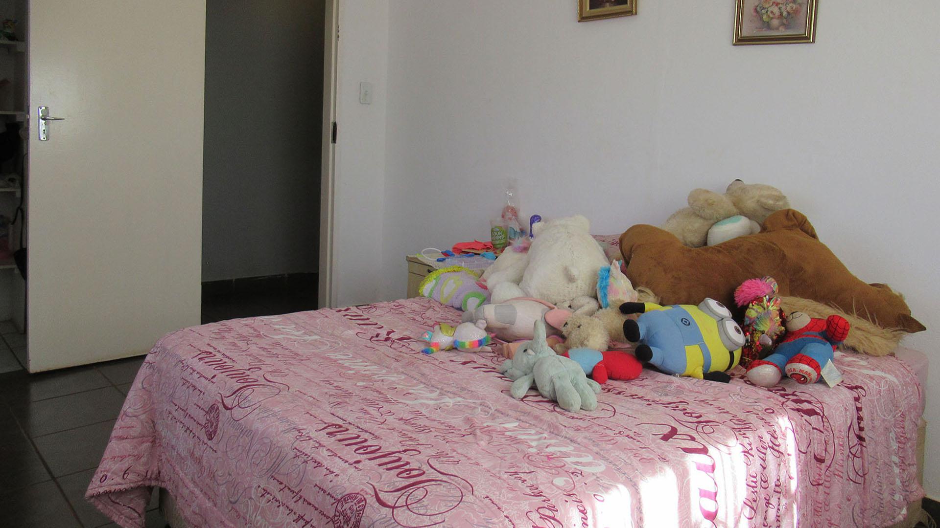 Bed Room 5+ - 81 square meters of property in Wolfelea AH