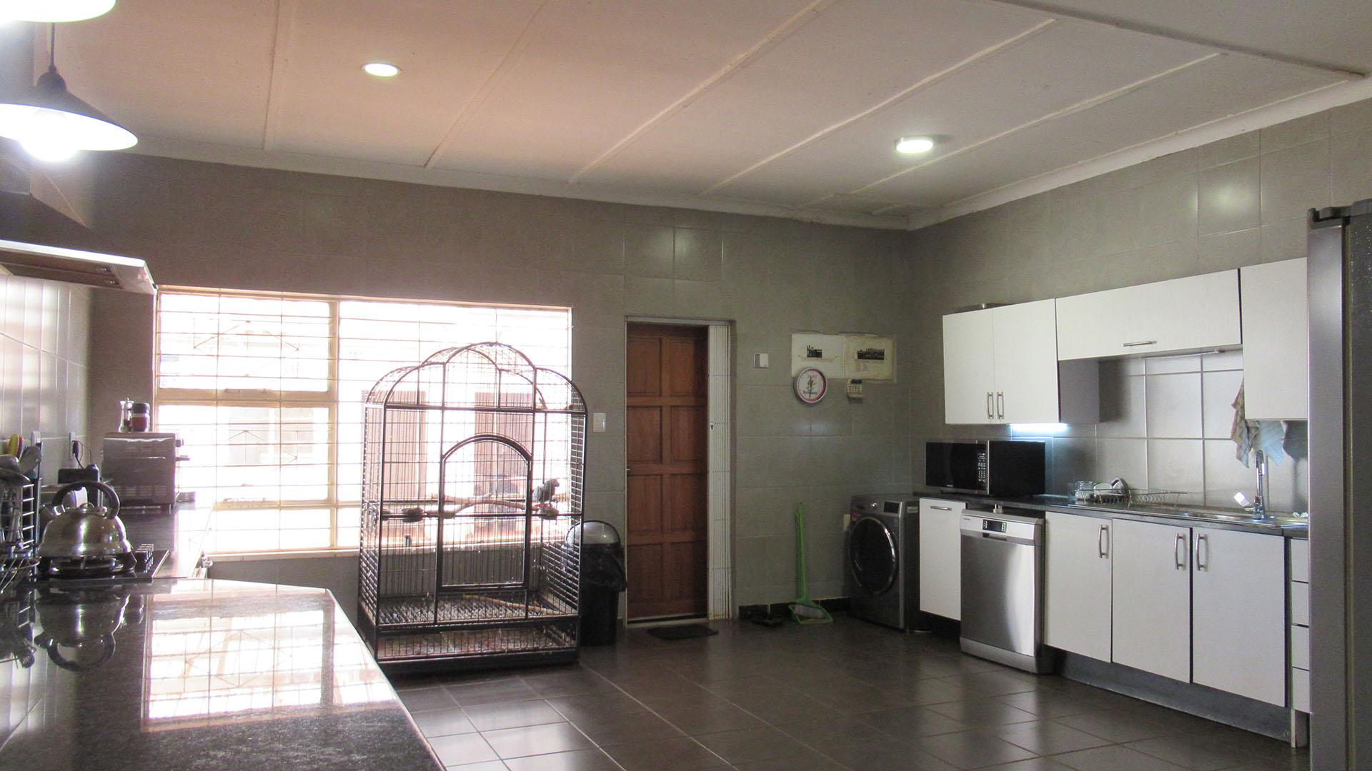 Kitchen - 62 square meters of property in Wolfelea AH