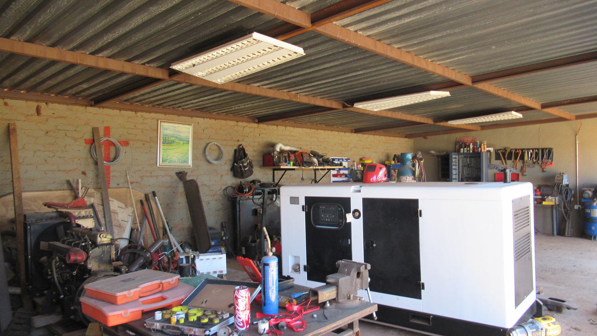 Spaces - 31 square meters of property in Wolfelea AH