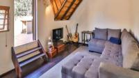 Lounges of property in Douglasdale