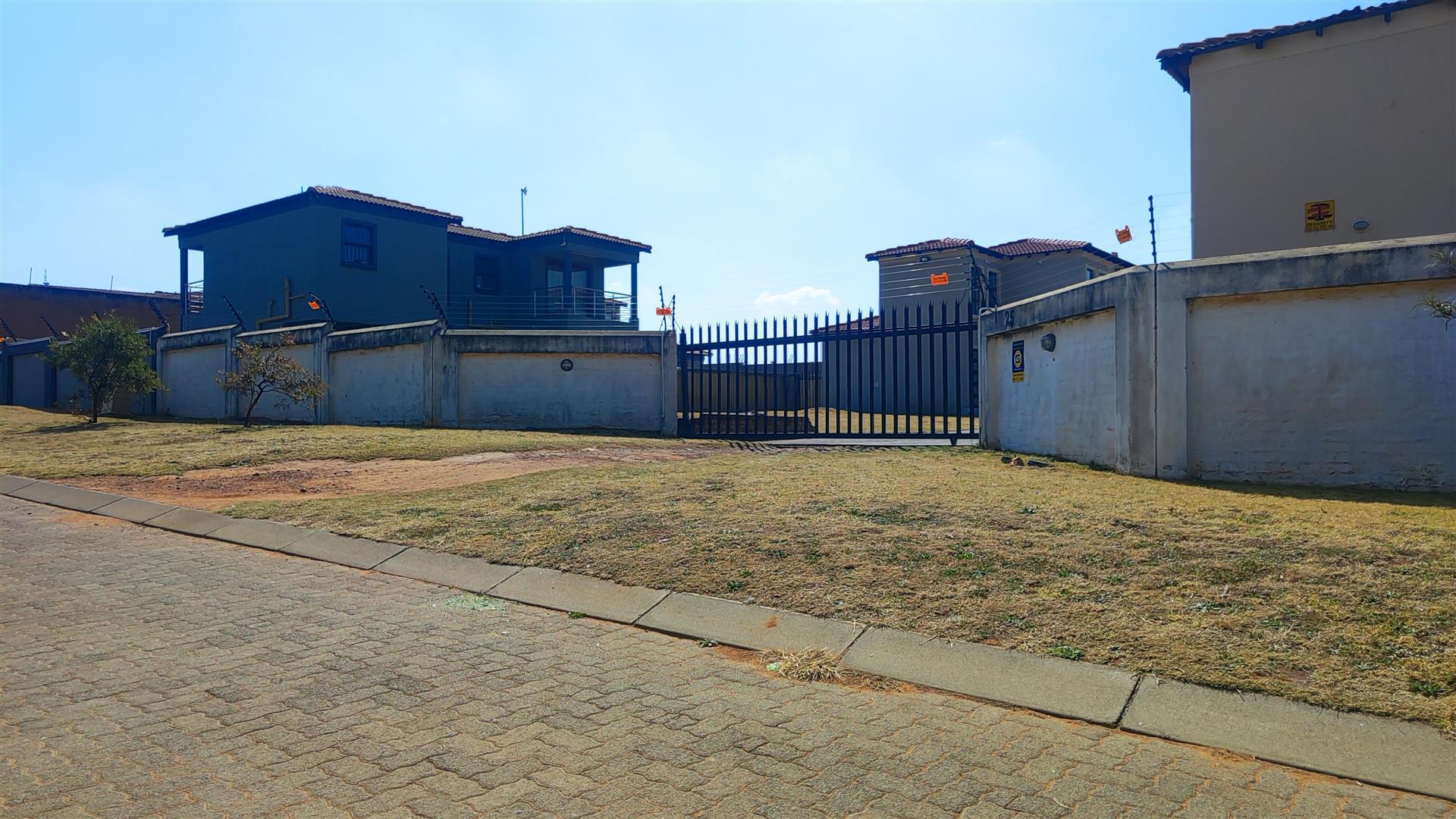 Front View of property in Heidelberg - GP