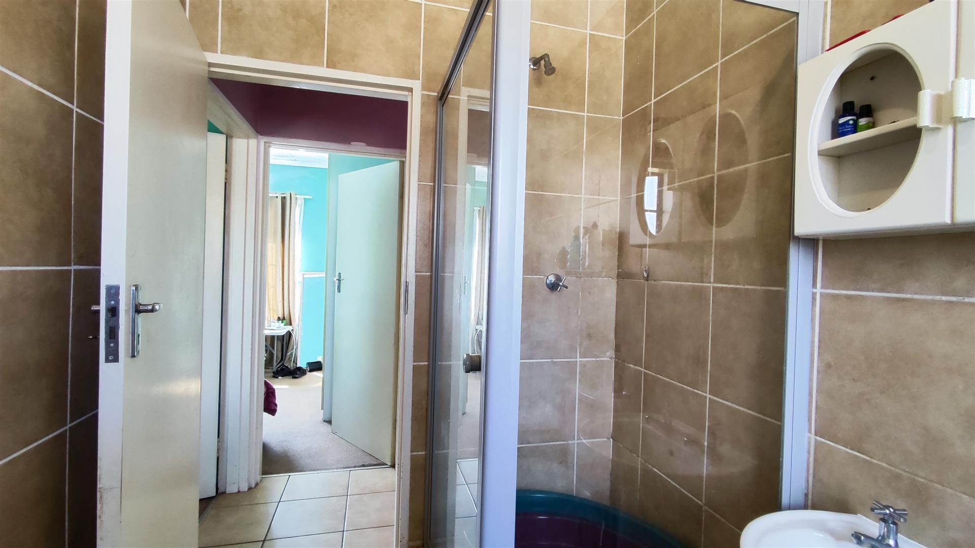 Bathroom 1 - 6 square meters of property in Rand Collieries Sh
