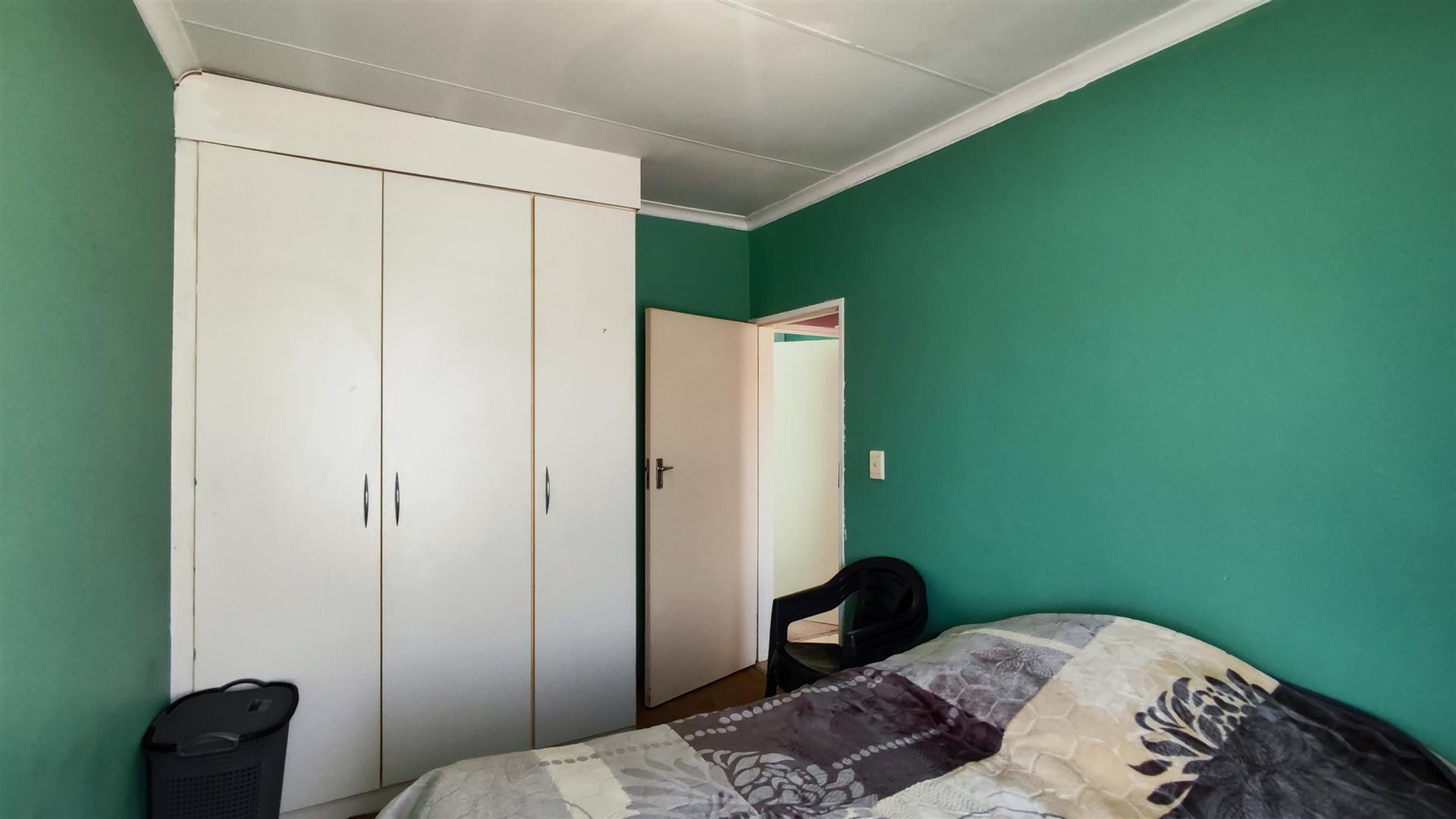 Bed Room 1 - 13 square meters of property in Rand Collieries Sh