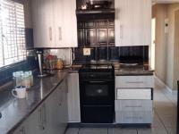  of property in Alra Park