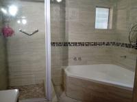  of property in Kloof 
