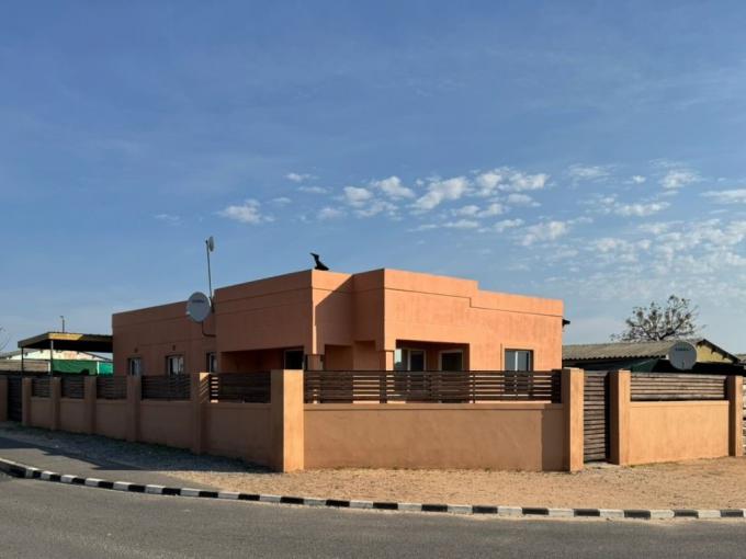 4 Bedroom House for Sale For Sale in Mamre - MR688608