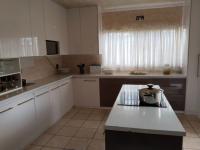  of property in Rondebult