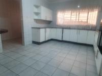  of property in Alan Manor