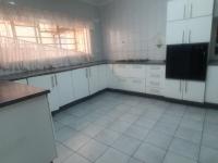  of property in Alan Manor
