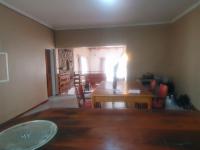  of property in Alan Manor
