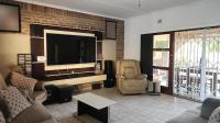 Lounges of property in Widenham