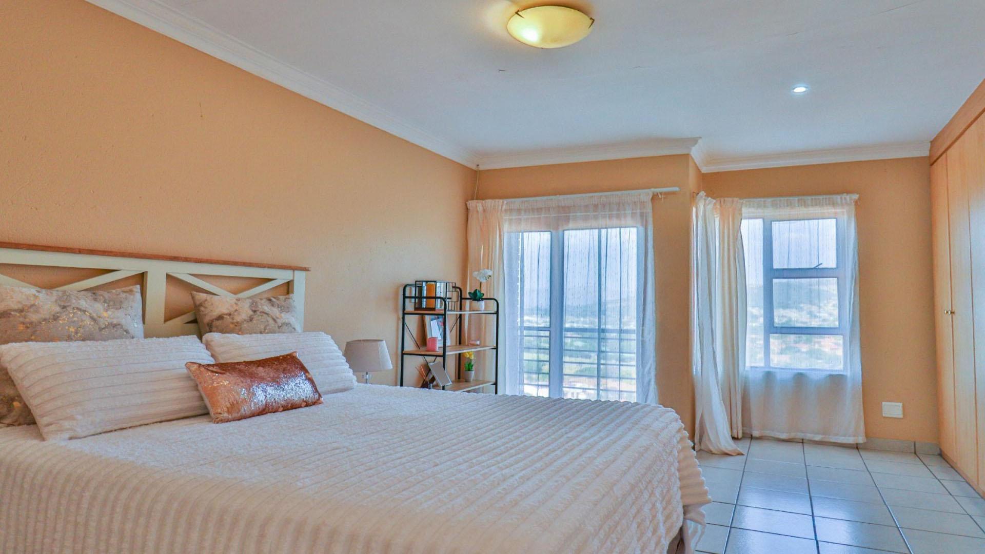 Bed Room 2 of property in Azaleapark