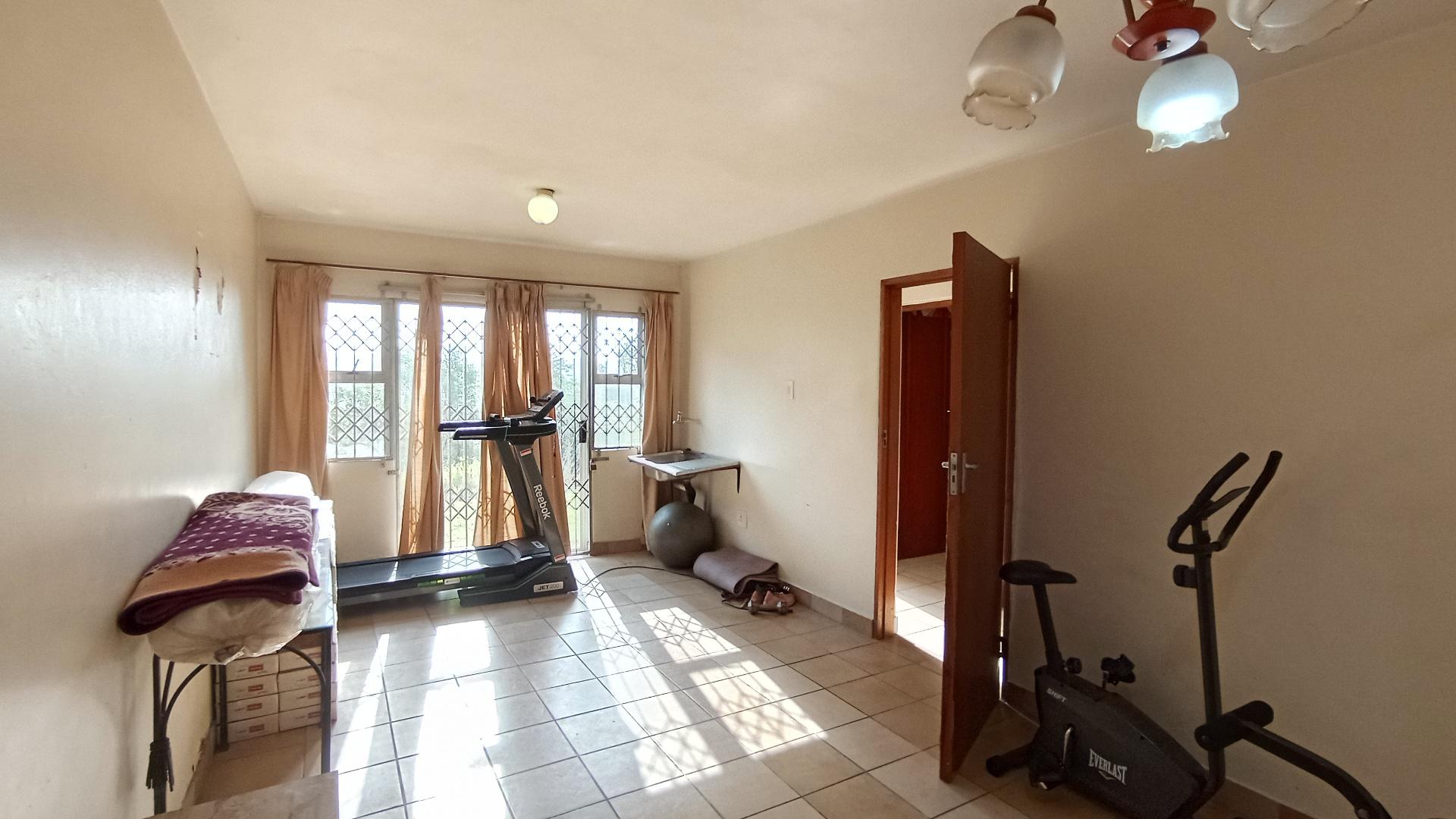 Flatlet - 32 square meters of property in Cato Manor 