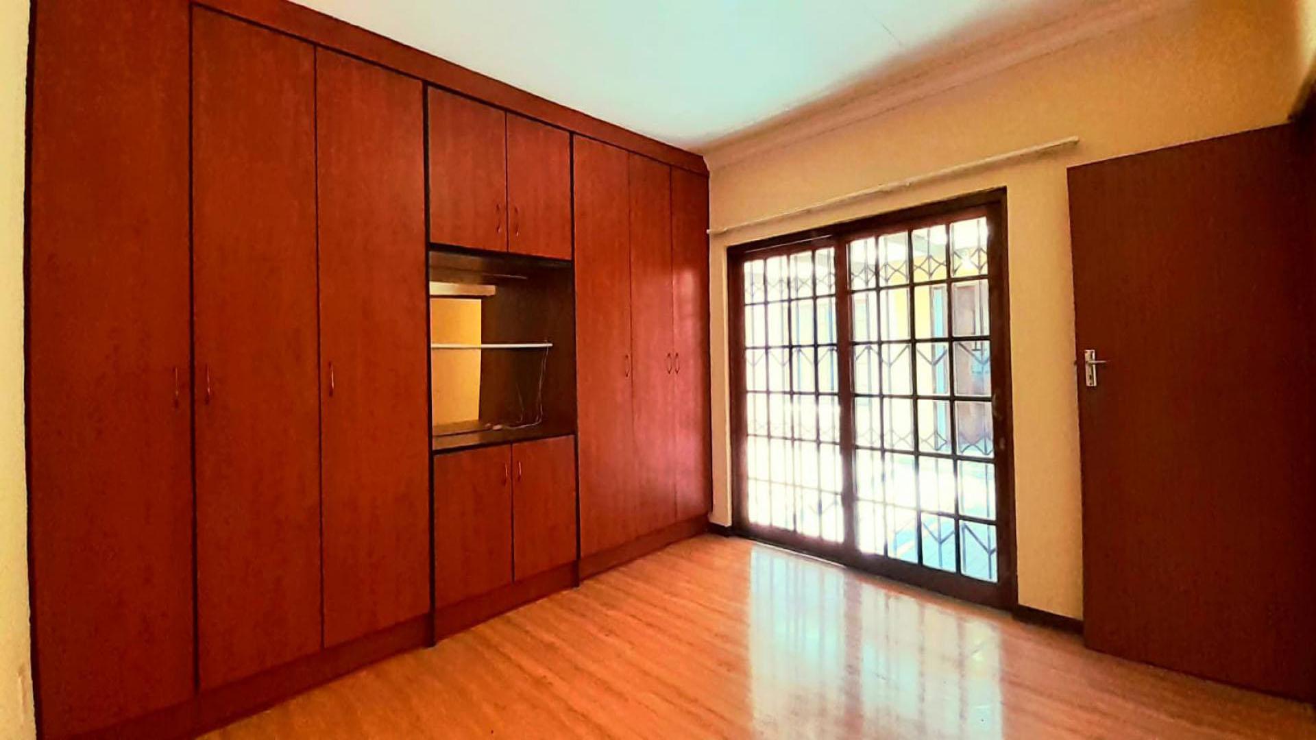 Main Bedroom of property in Polokwane