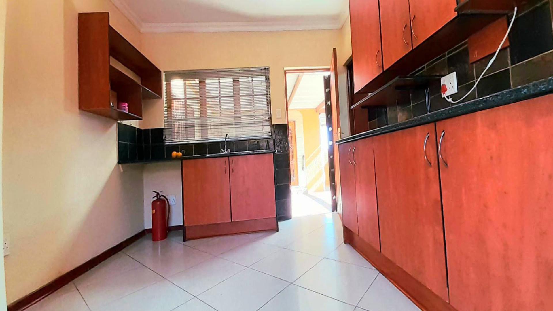 Kitchen of property in Polokwane