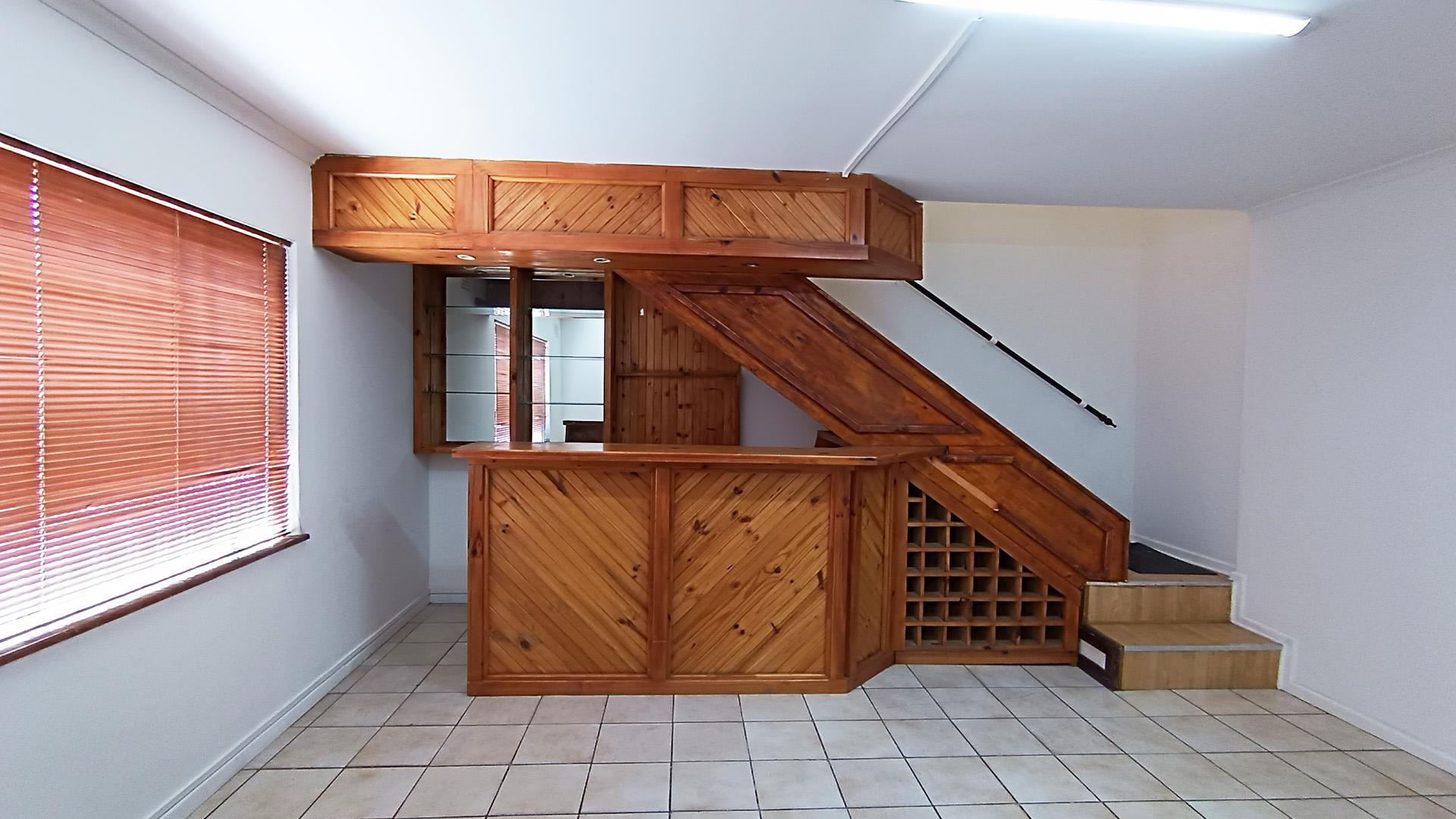 Entertainment - 27 square meters of property in Primrose Park